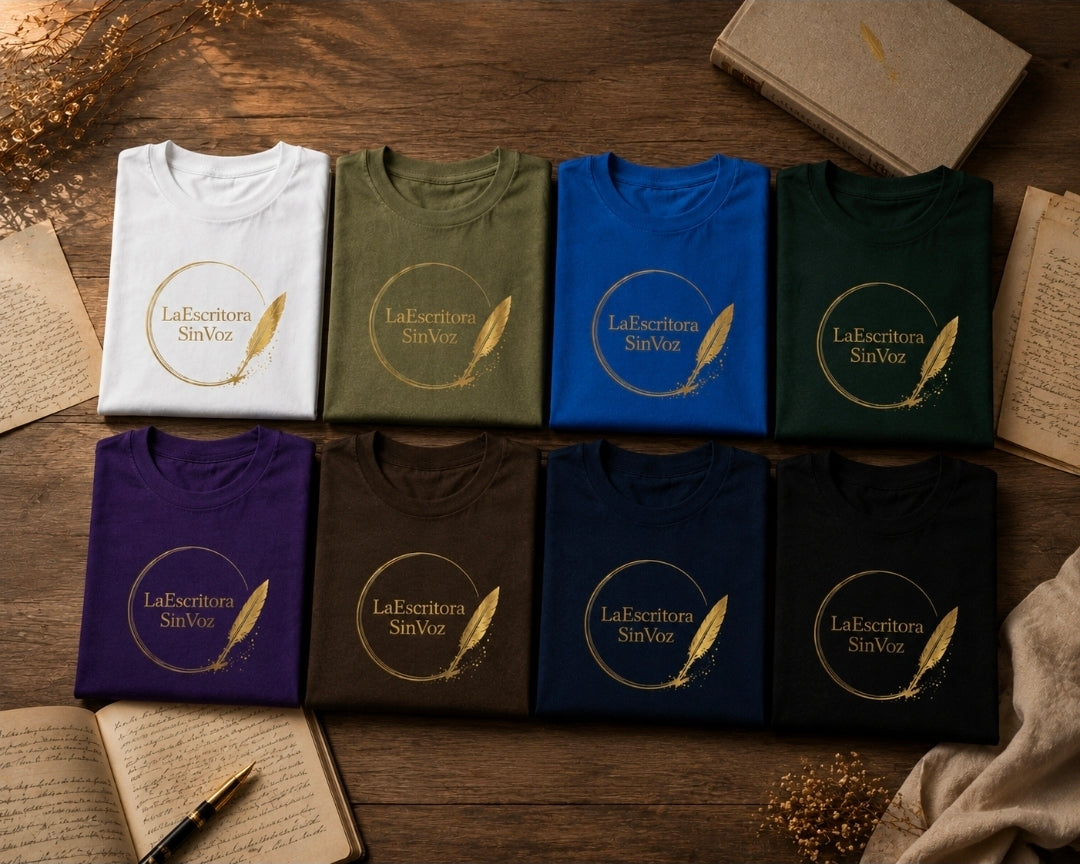 LaEscritoraSinVoz | Camiseta unisex · Logo dorado