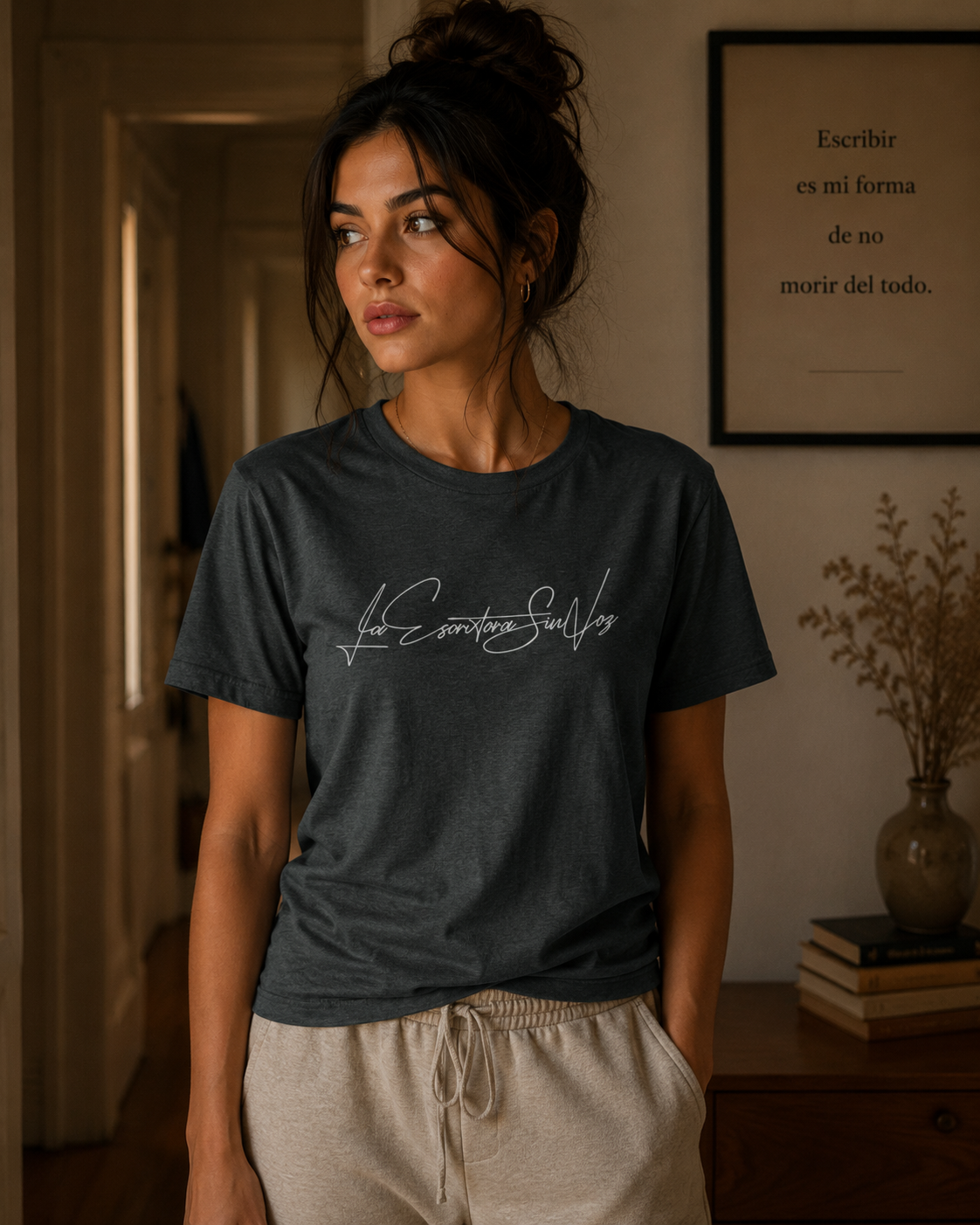LaEscritoraSinVoz | Camiseta unisex · Firma blanca